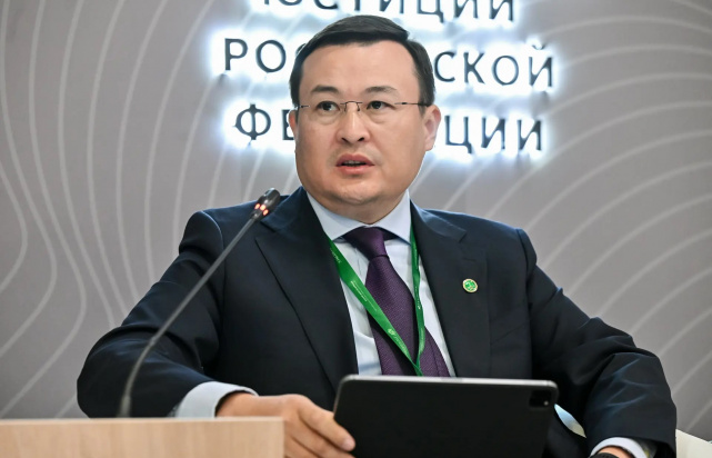 На ПМЮФ состоялась сессия «Реестр исполнительных документов: реформа исполнительного производства» На ПМЮФ состоялась сессия «Реестр исполнительных документов: реформа исполнительного производства»