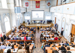 В МГЮА состоялась научно-просветительская конференция, приуроченная к 280-летию со дня рождения Гавриила Державина