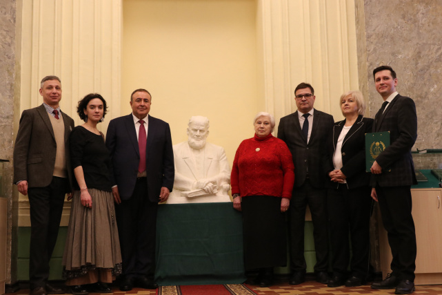 В Санкт-Петербурге прошли мероприятия, посвященные 181-й годовщине со дня рождения Анатолия Кони В Санкт-Петербурге прошли мероприятия, посвященные 181-й годовщине со дня рождения Анатолия Кони