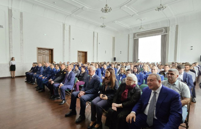 Открытие бюста выдающего юриста Анатолия Кони, Владивосток