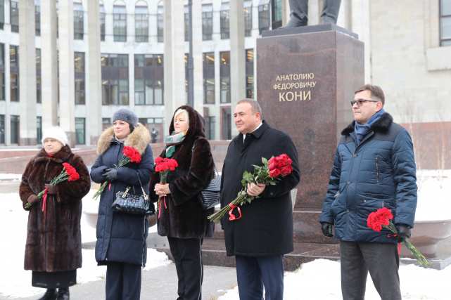 В Санкт-Петербурге прошли мероприятия, посвященные 181-й годовщине со дня рождения Анатолия Кони В Санкт-Петербурге прошли мероприятия, посвященные 181-й годовщине со дня рождения Анатолия Кони