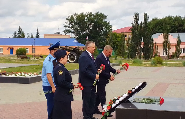 vozlozhenie-2.jpg vozlozhenie-2.jpg