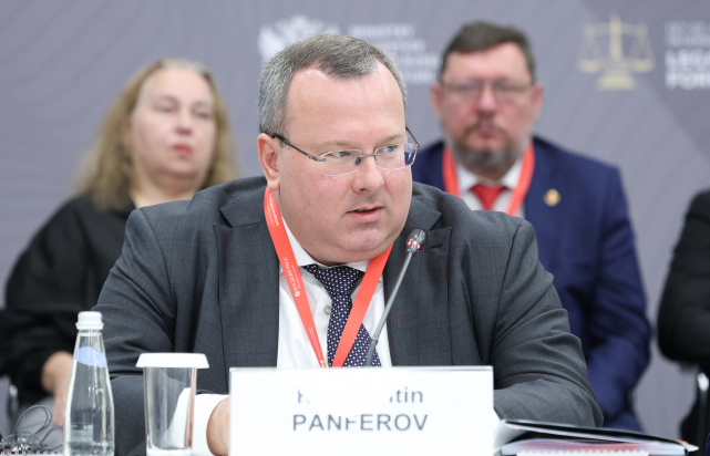Открытое заседание Совета по совершенствованию третейского разбирательства прошло на площадке ПМЮФ 25